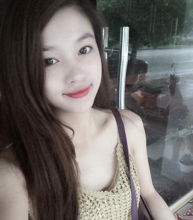 Hot girl 9X quyết chơi game hết đời